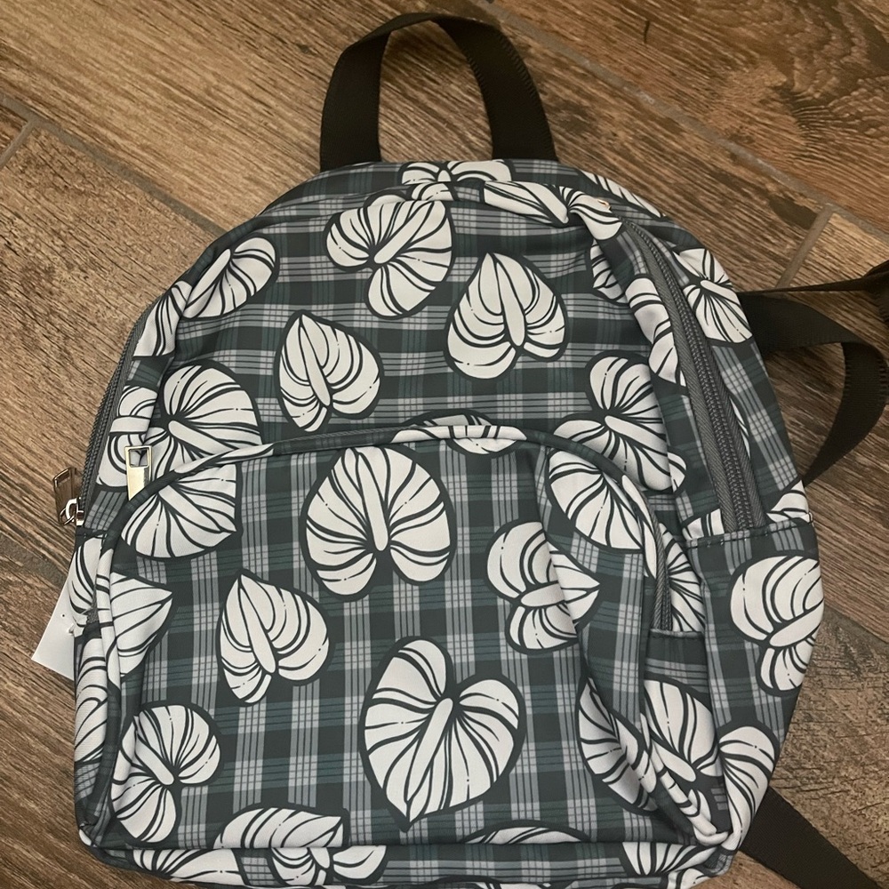Hawaiian print mini Backpack with White Leaf Print